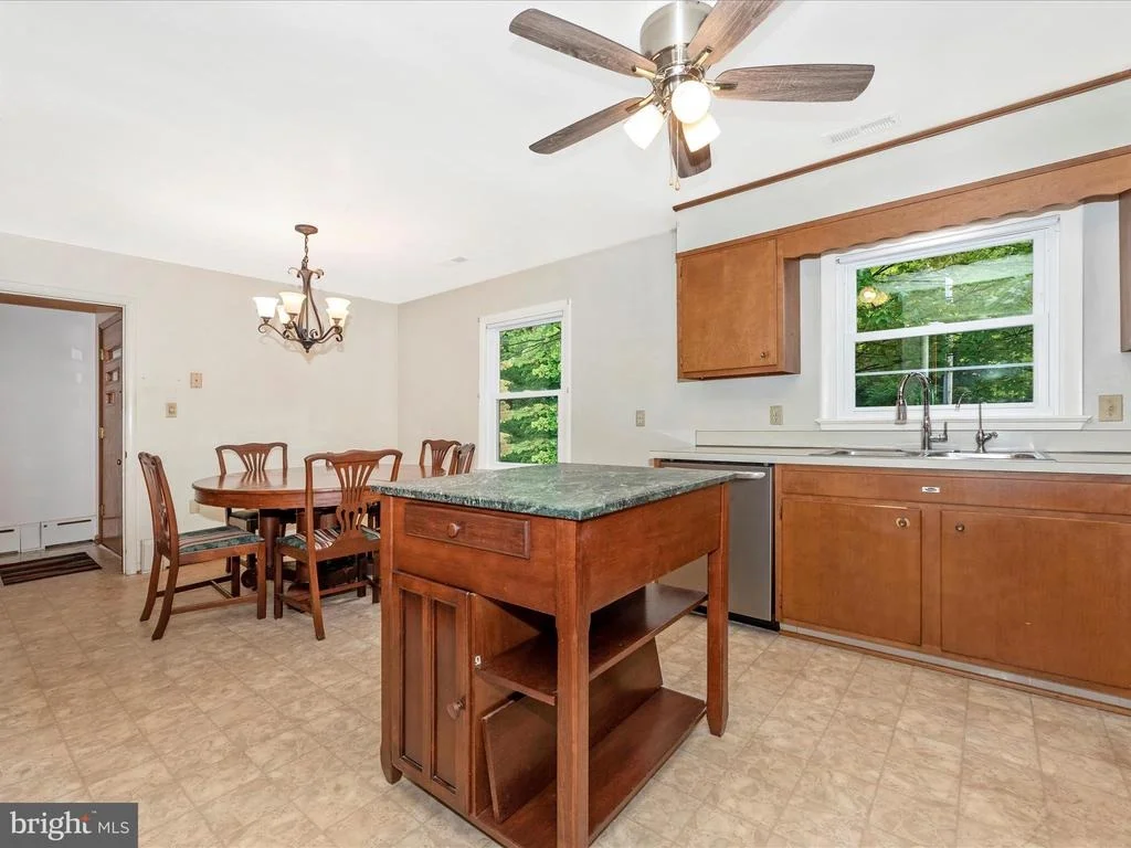 Photo of 7502 RIDGE ROAD