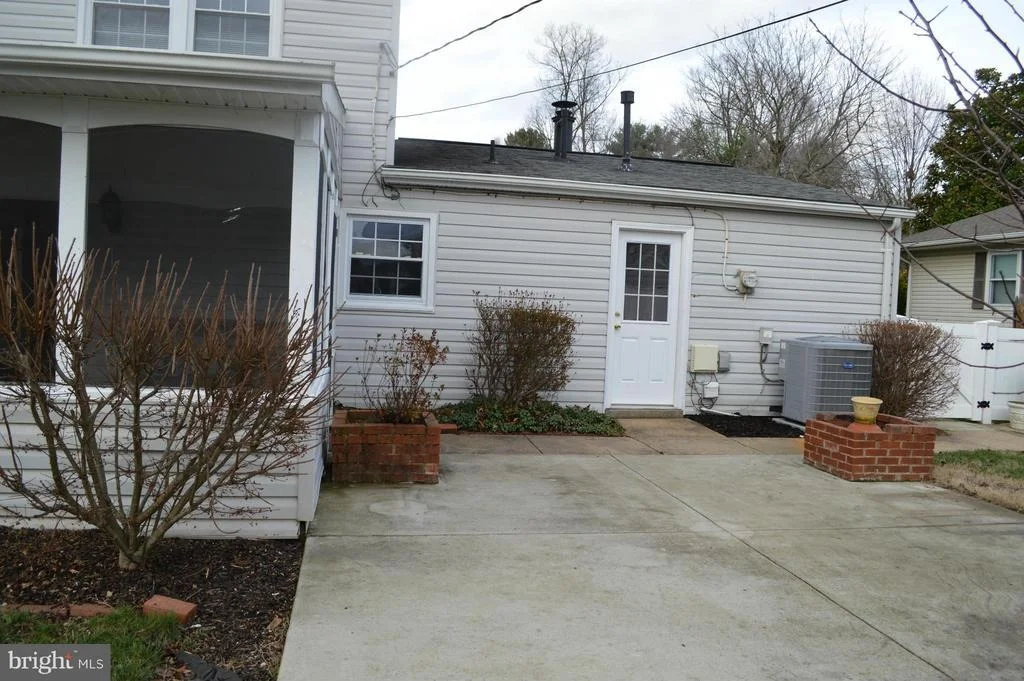 Photo of 4905 ROCKY SPRING LANE