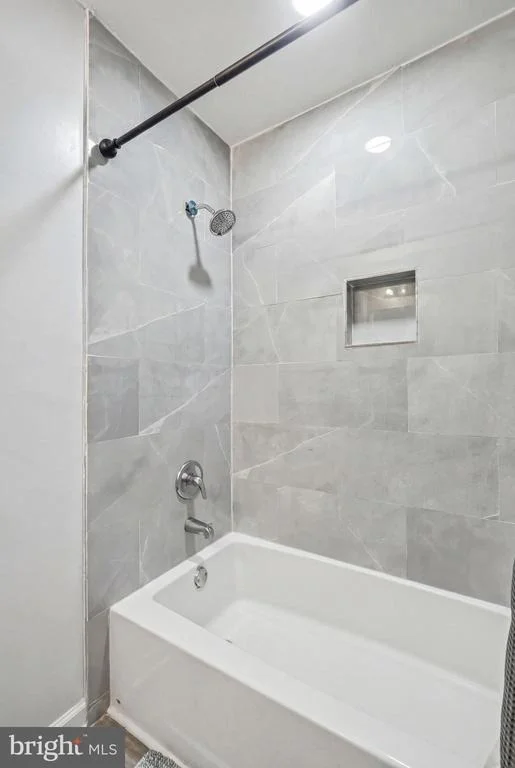 Photo of 300 COLUMBIA BOULEVARD