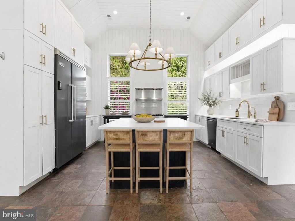 Photo of 5865 DEALE BEACH ROAD