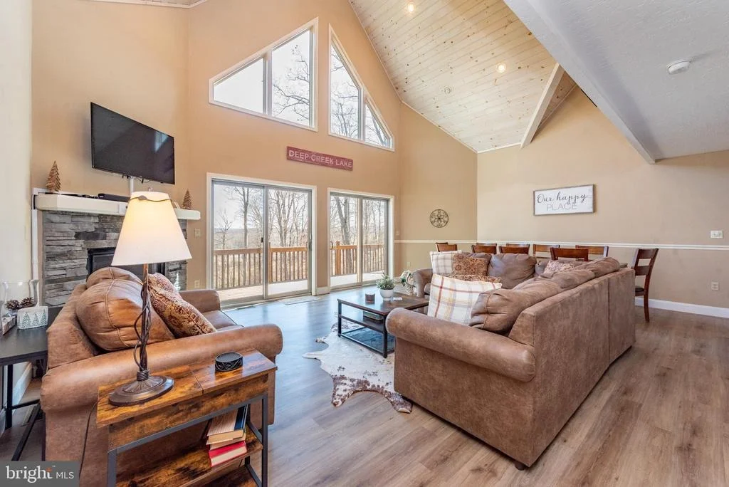 Photo of 2828 GLENDALE ROAD