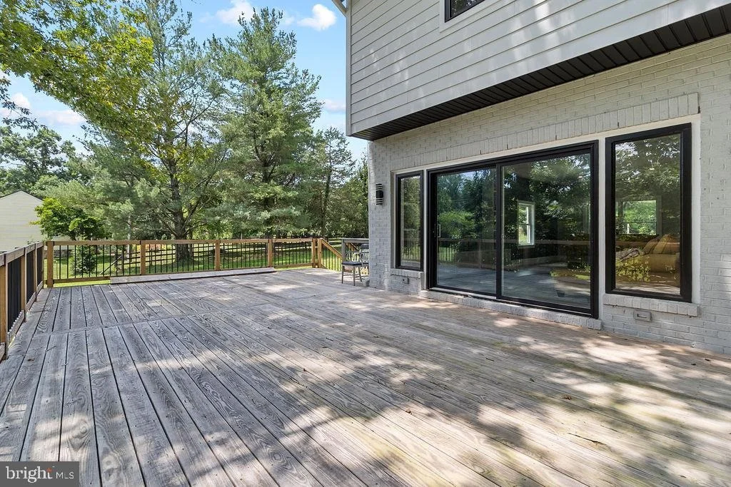 Photo of 5719 BEVERLEYS MILL ROAD