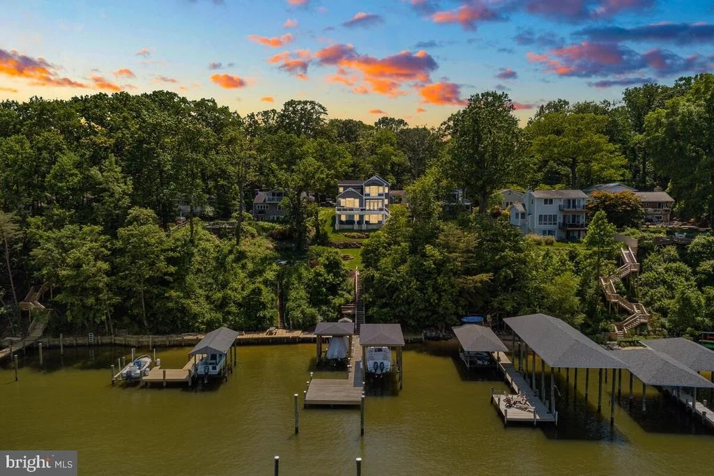 Photo of 1162 OAK VIEW DRIVE