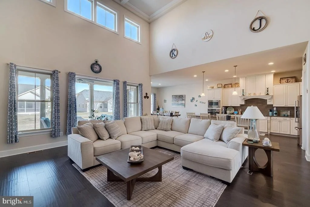 Photo of 38555 GOLDFINCH LANE