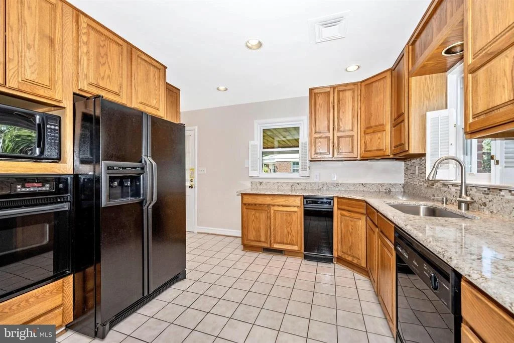 Photo of 25805 RIDGE ROAD