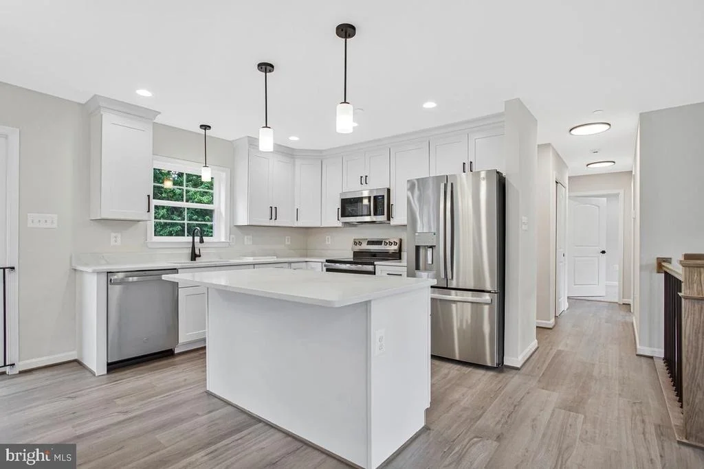 Photo of 10 POPLAR LANE