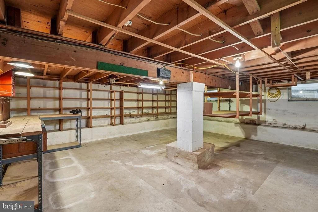 Photo of 205 TULIP DRIVE