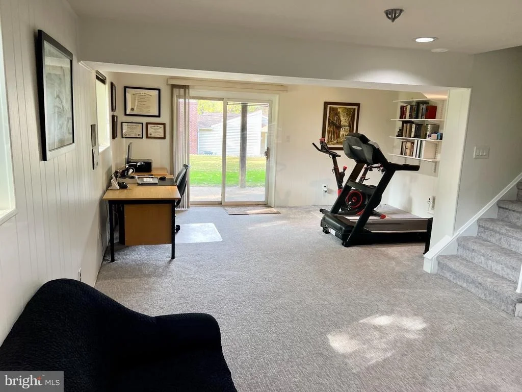 Photo of 2400 SUGARCONE ROAD