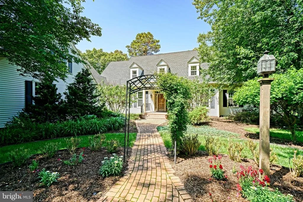 Photo of 6 BLUE HERON DRIVE