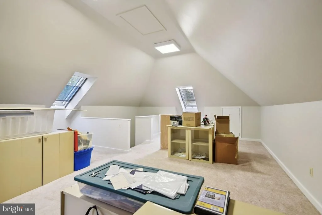 Photo of 9939 BENTCROSS DRIVE