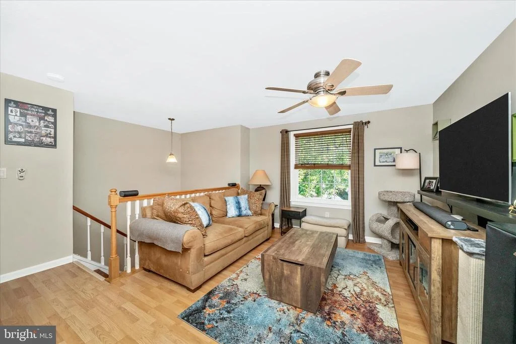 Photo of 5696 PEBBLE DRIVE