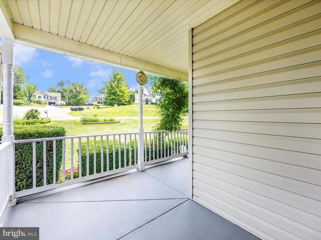 Photo of 17727 DAVIDSON DRIVE