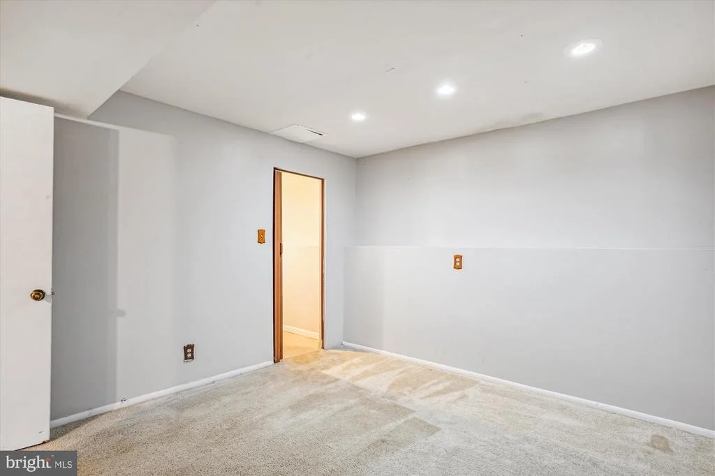 Photo of 19013 PERRONE DRIVE
