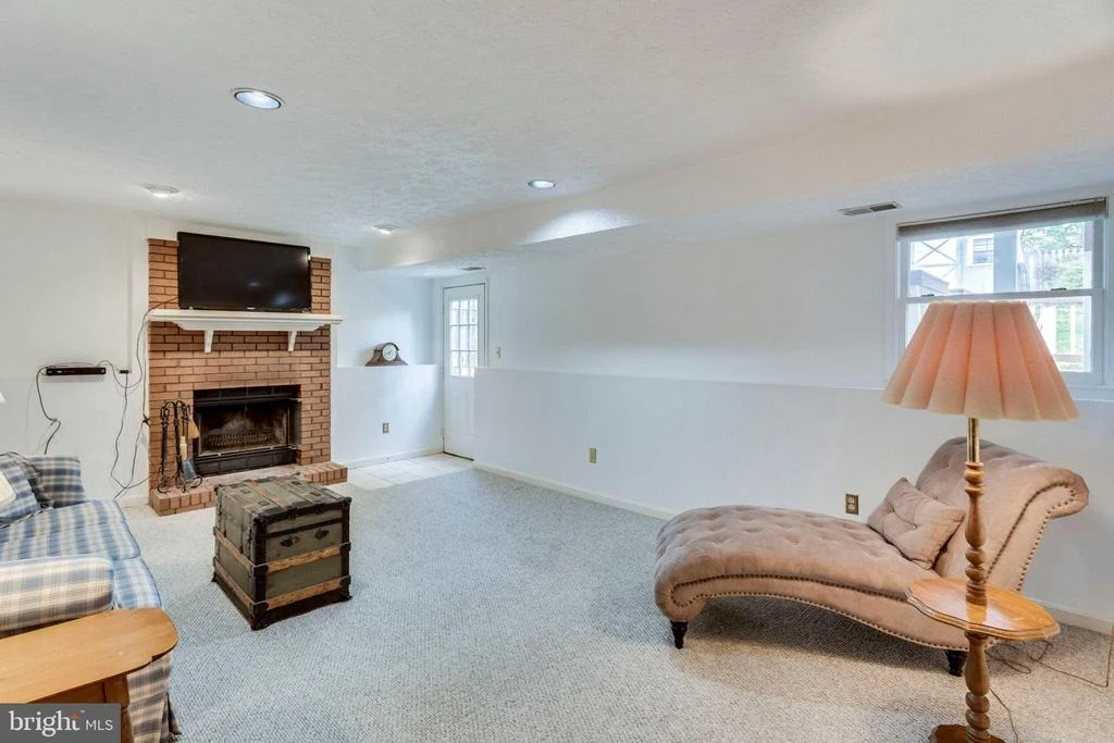 Photo of 10124 CANDY COURT