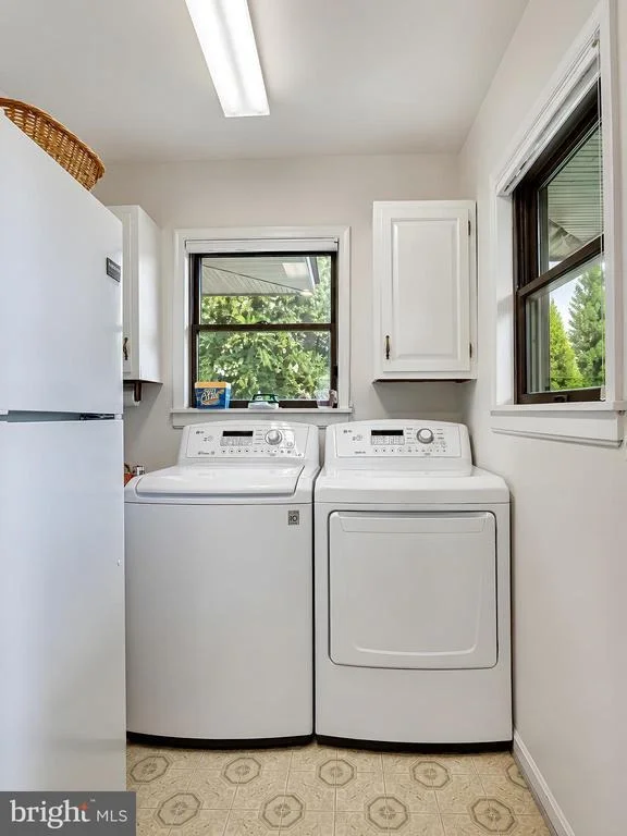 Photo of 2662 MARTHAS WAY