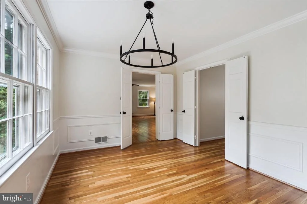 Photo of 7621 BURFORD DRIVE