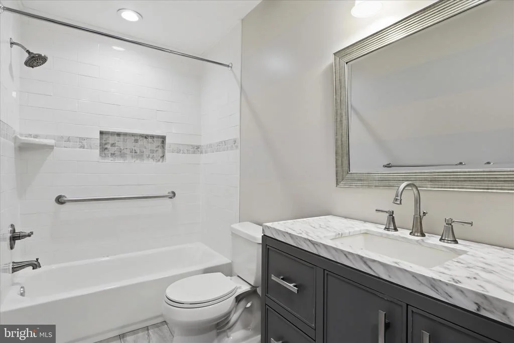 Photo of 8615 AQUEDUCT ROAD