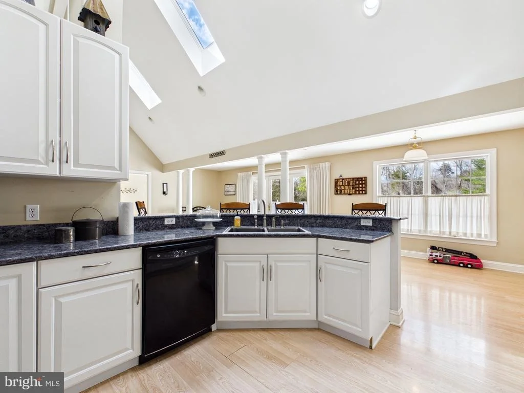 Photo of 24764 PEALIQUOR ROAD