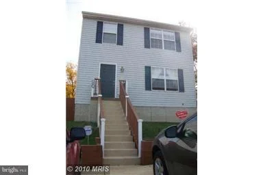 Photo of 327 ZEPPELIN AVENUE