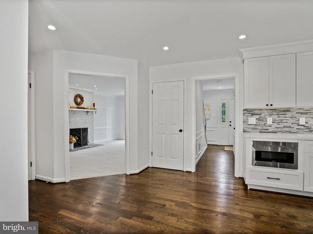 Photo of 8205 GOODHURST DRIVE