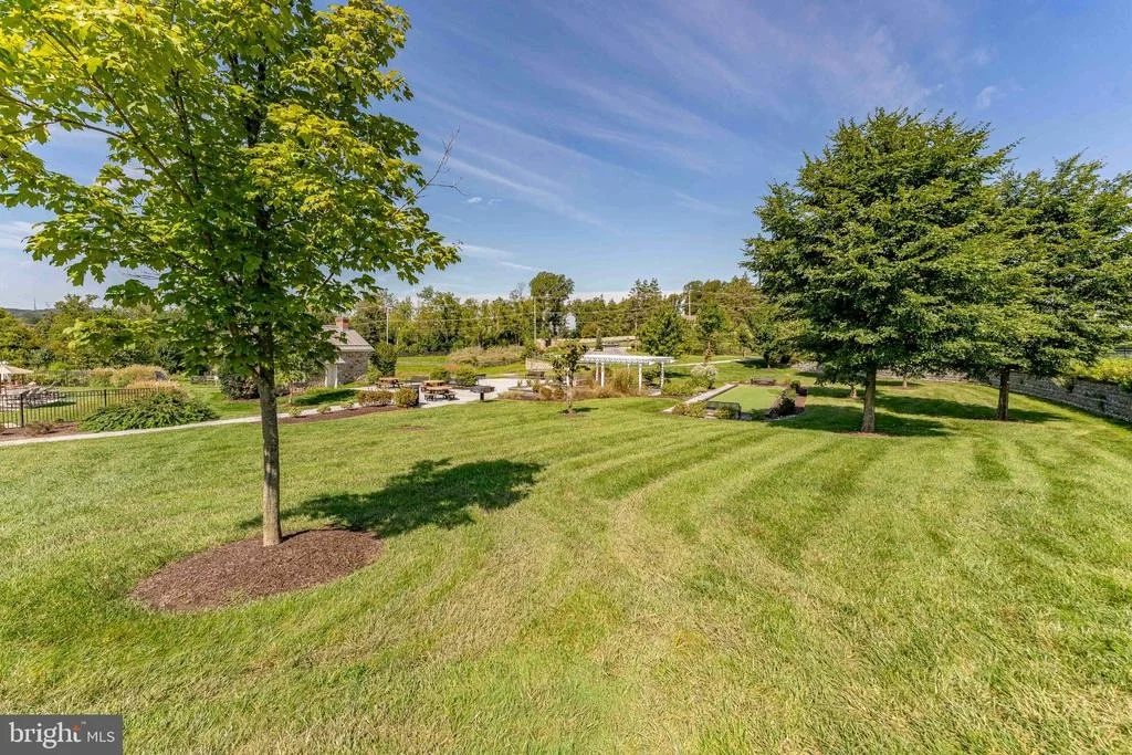 Photo of 305 QUIGLEY DRIVE