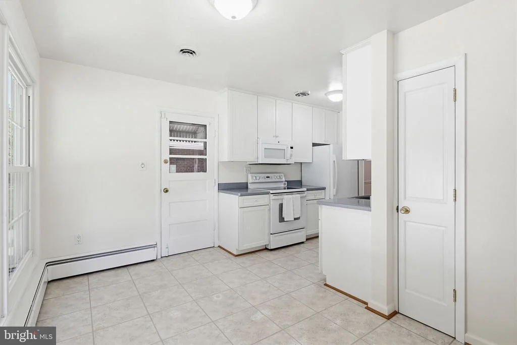 Photo of 504 WATERFORD ROAD