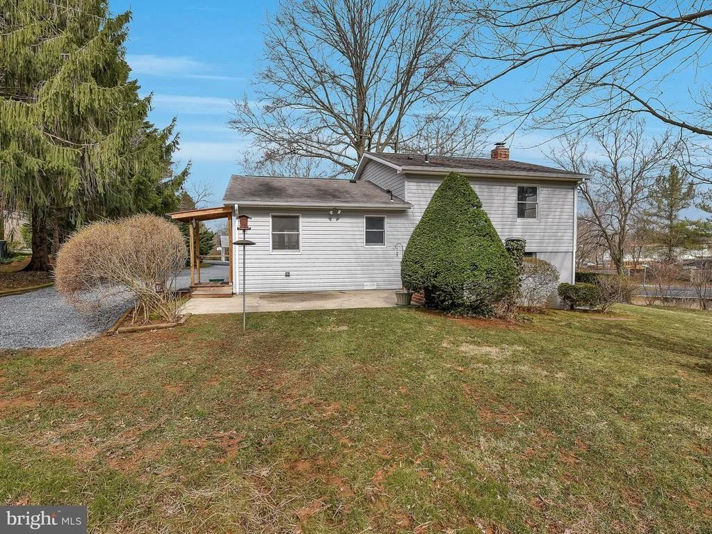 Photo of 7299 BEECHTREE LANE