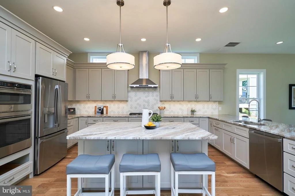 Photo of 7019 RIDGE DRIVE