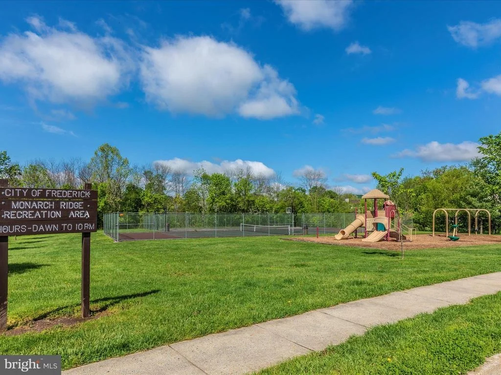 Photo of 605 CROSSOVER COURT
