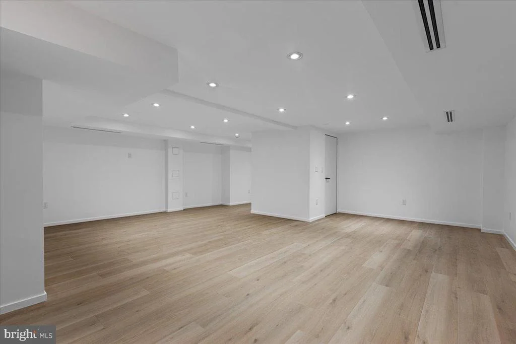 Photo of 1405 WOLFTRAP RUN ROAD