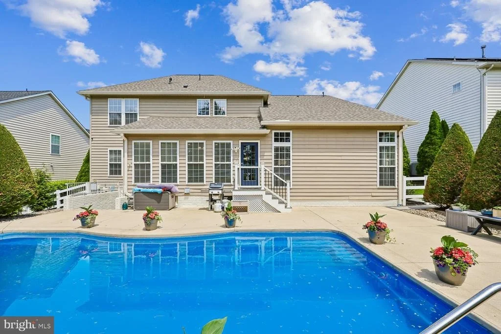 Photo of 503 GLENBROOK DRIVE