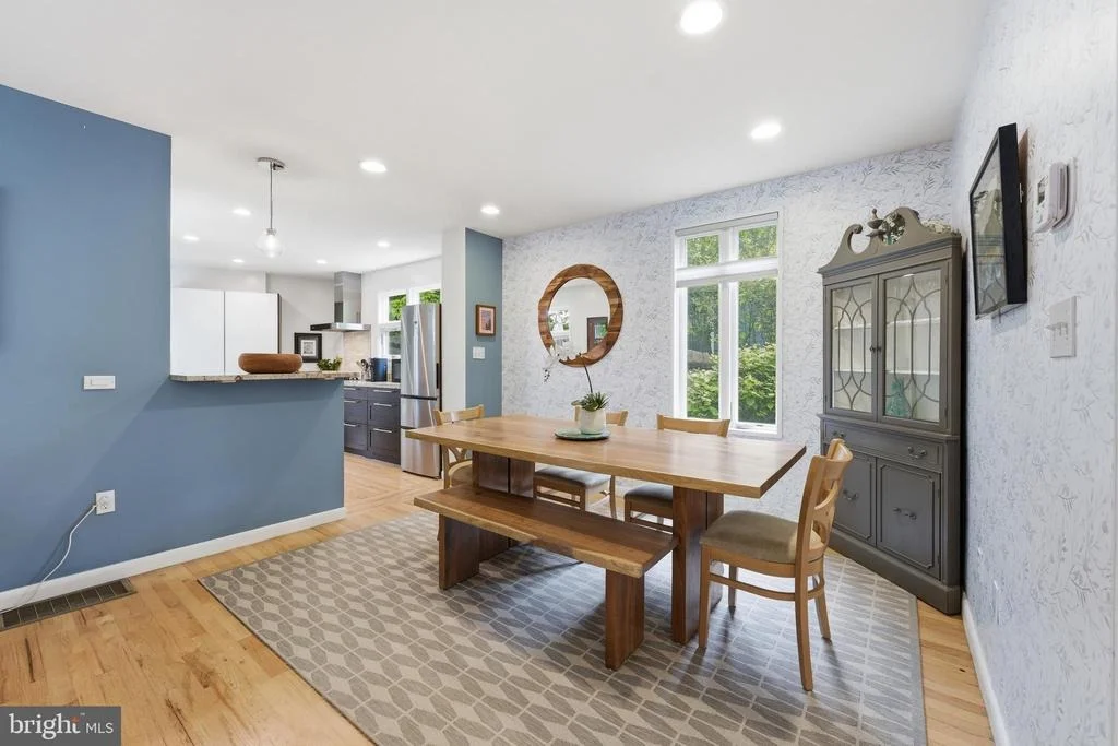 Photo of 9109 BRADFORD ROAD