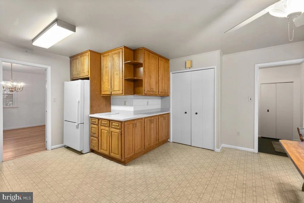 Photo of 2725 WOODEDGE ROAD