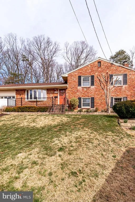 Photo of 919 JUNIPER PLACE