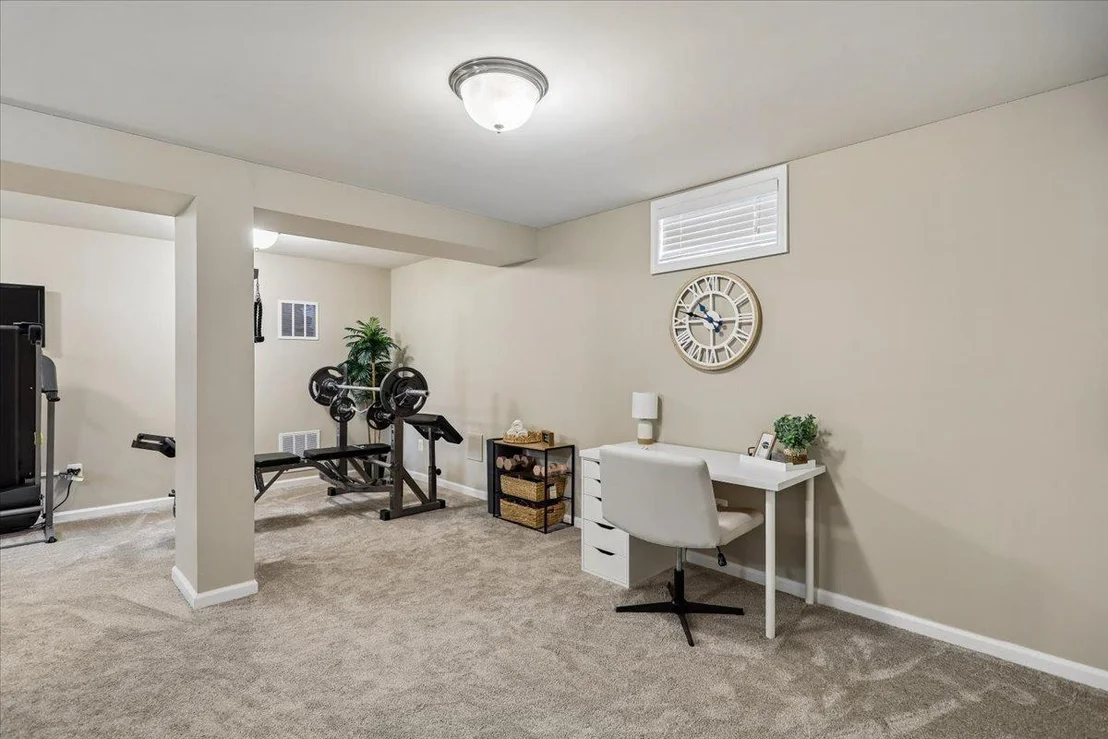 Photo of 42940 SPYDER PLACE