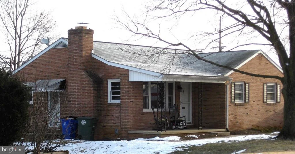 Photo of 17 13TH STREET E