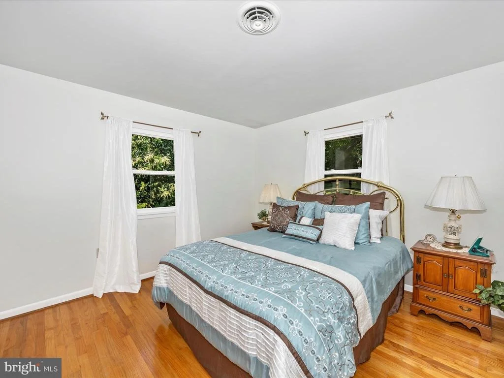 Photo of 5634 SHOOKSTOWN ROAD