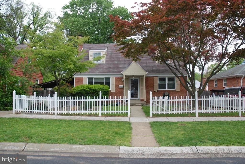 Photo of 12603 BLUHILL ROAD