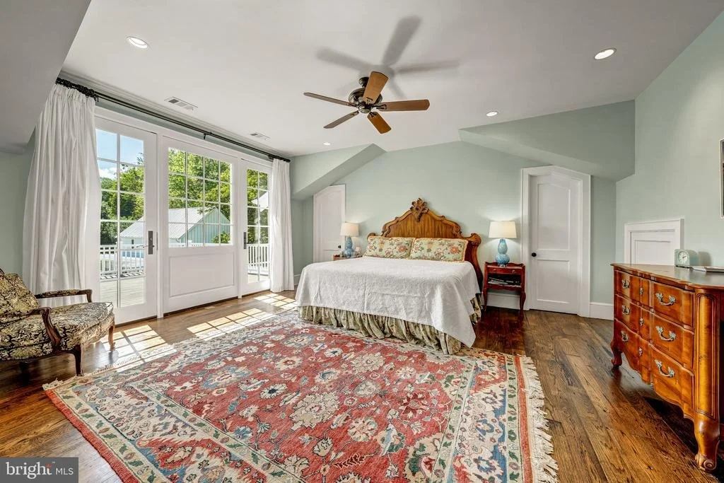 Photo of 8133 GEORGETOWN PIKE