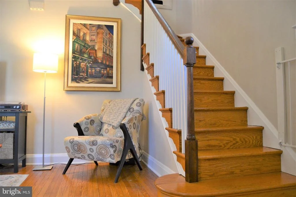 Photo of 620 ALDERSHOT ROAD