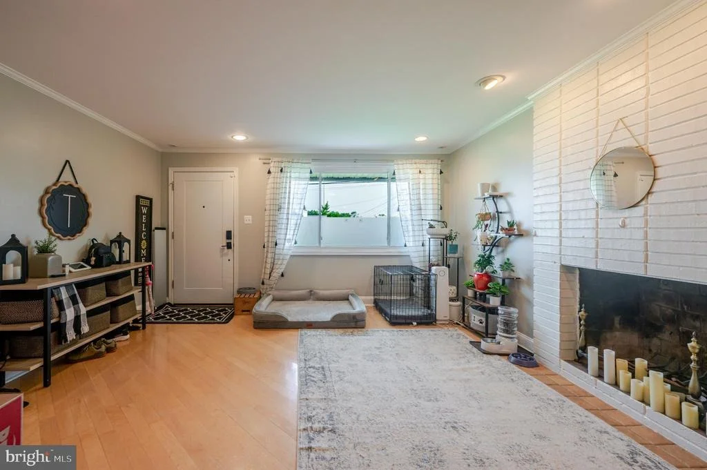 Photo of 4803 APPLE TREE DRIVE