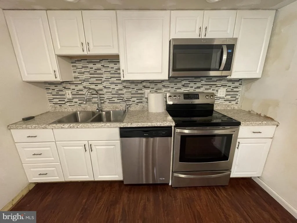 Photo of 1709 GODWIN DRIVE