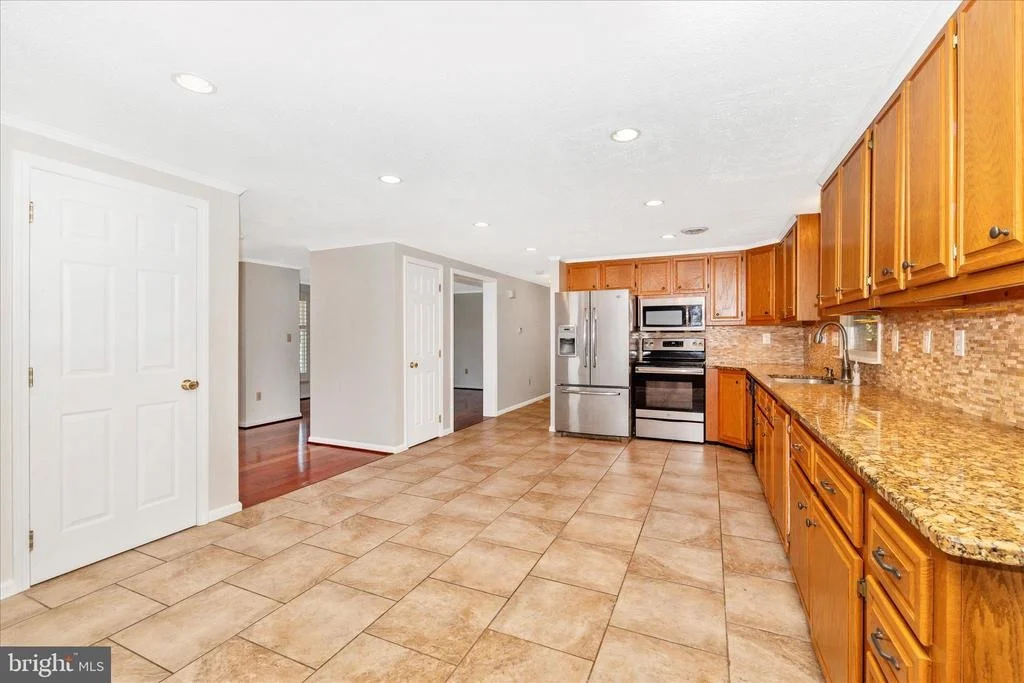 Photo of 7002 SPRINGDALE LANE