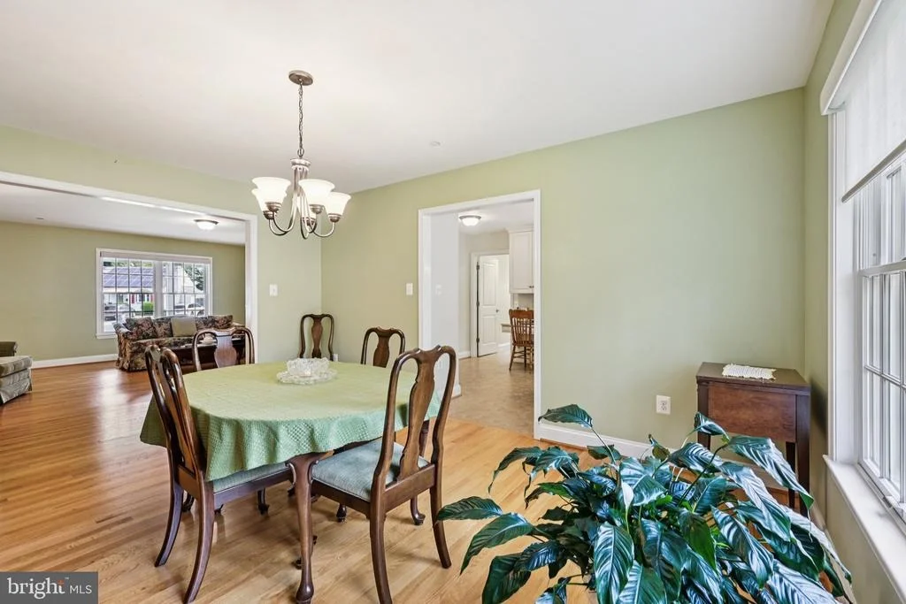 Photo of 337 SETH PLACE