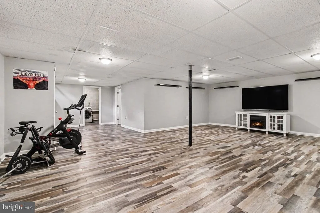 Photo of 81 LION DR.