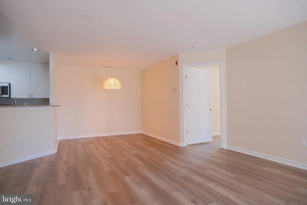 Photo of Unit 1D at 2103 WAYSIDE DR DRIVE