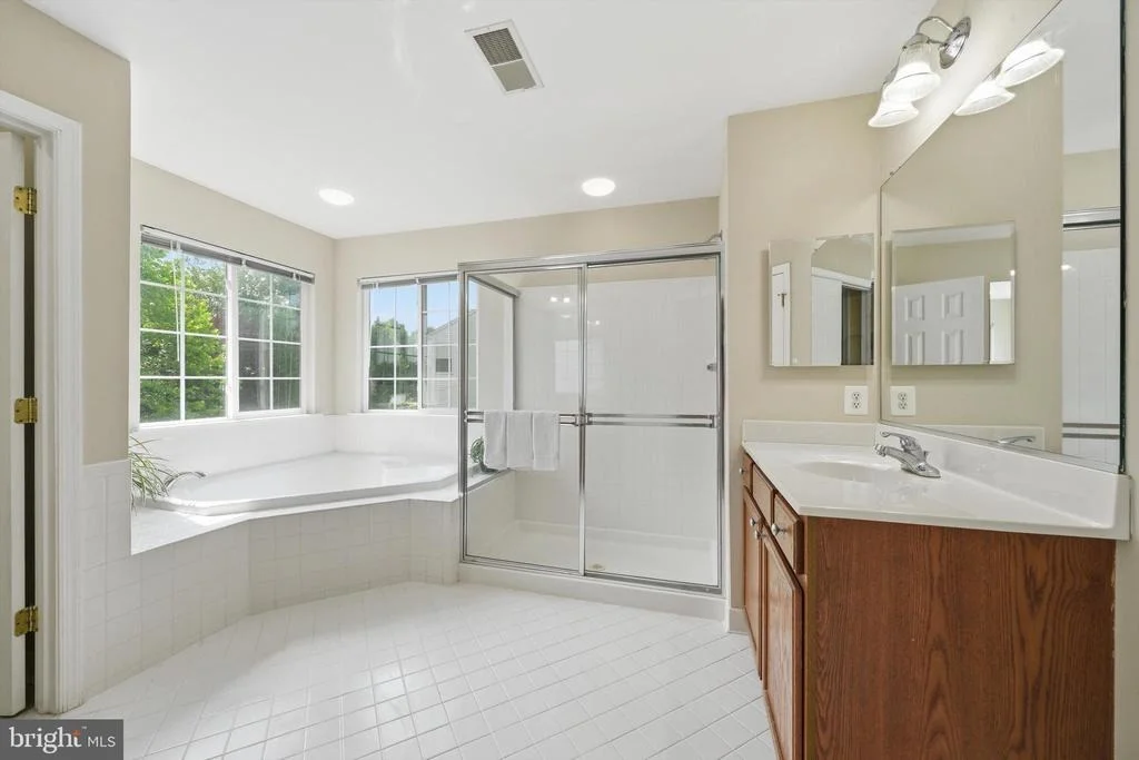 Photo of 14514 BUBBLING SPRING ROAD