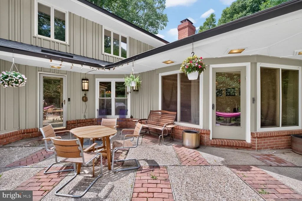 Photo of 1118 ORCHARD WAY