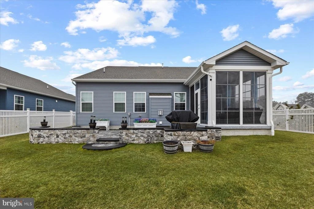 Photo of 37333 KESTREL WAY