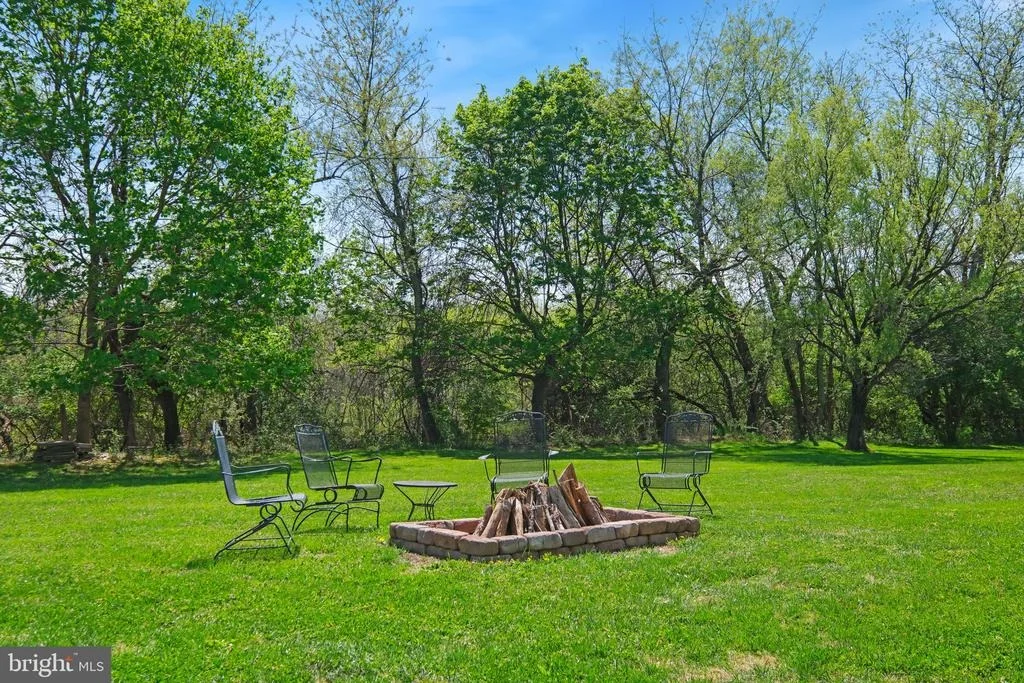 Photo of 9500 HOLSEY ROAD